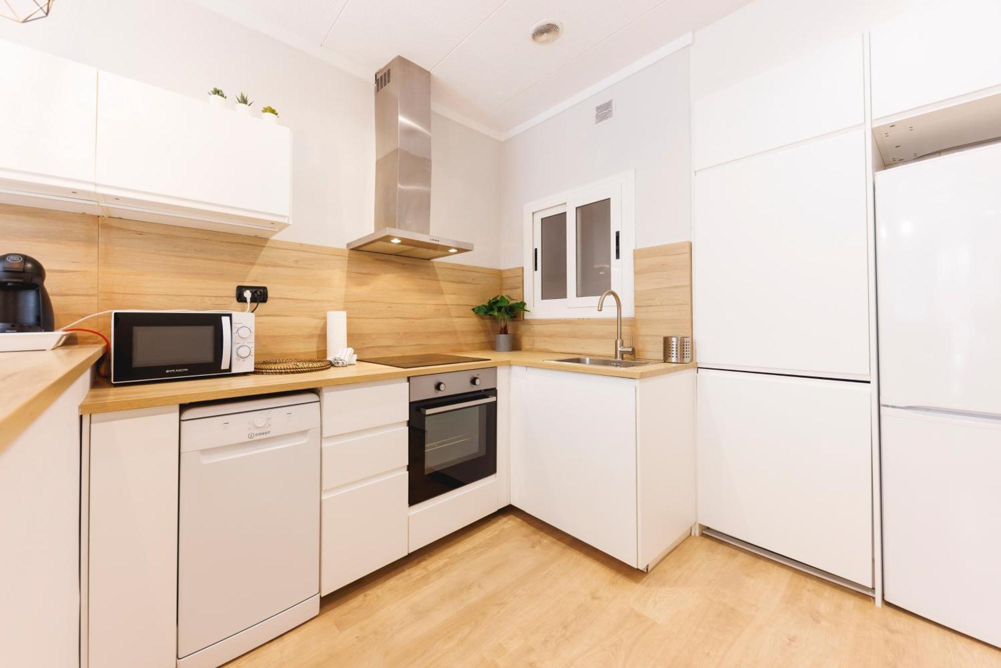 Bravissimo Apartaments Mora 4 Girona Ngoại thất bức ảnh