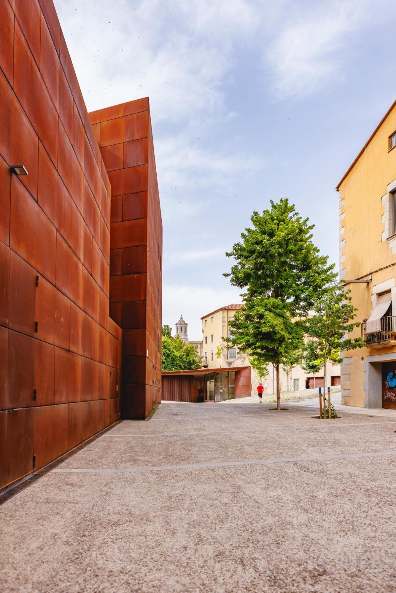 Bravissimo Apartaments Mora 4 Girona Ngoại thất bức ảnh