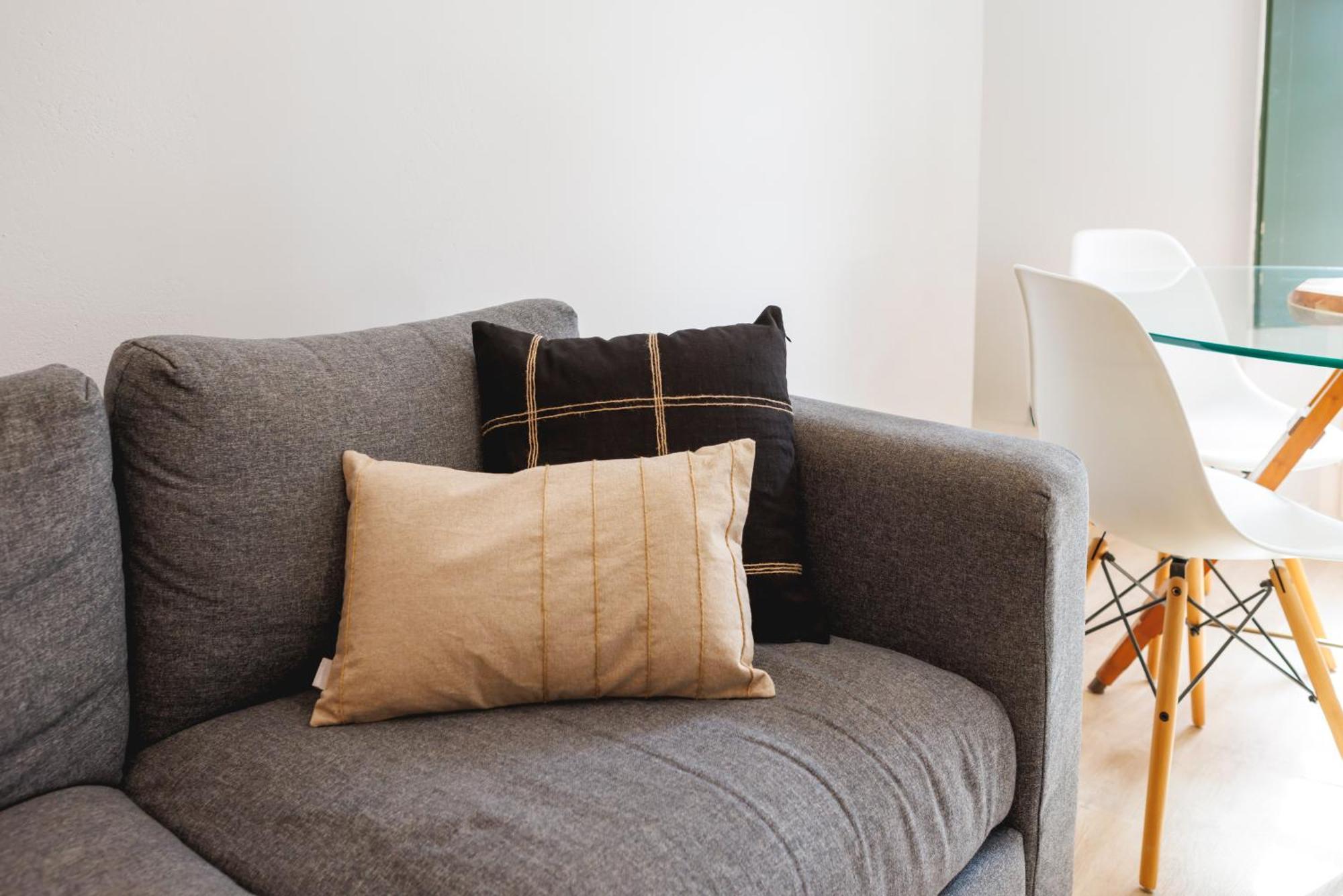 Bravissimo Apartaments Mora 4 Girona Ngoại thất bức ảnh