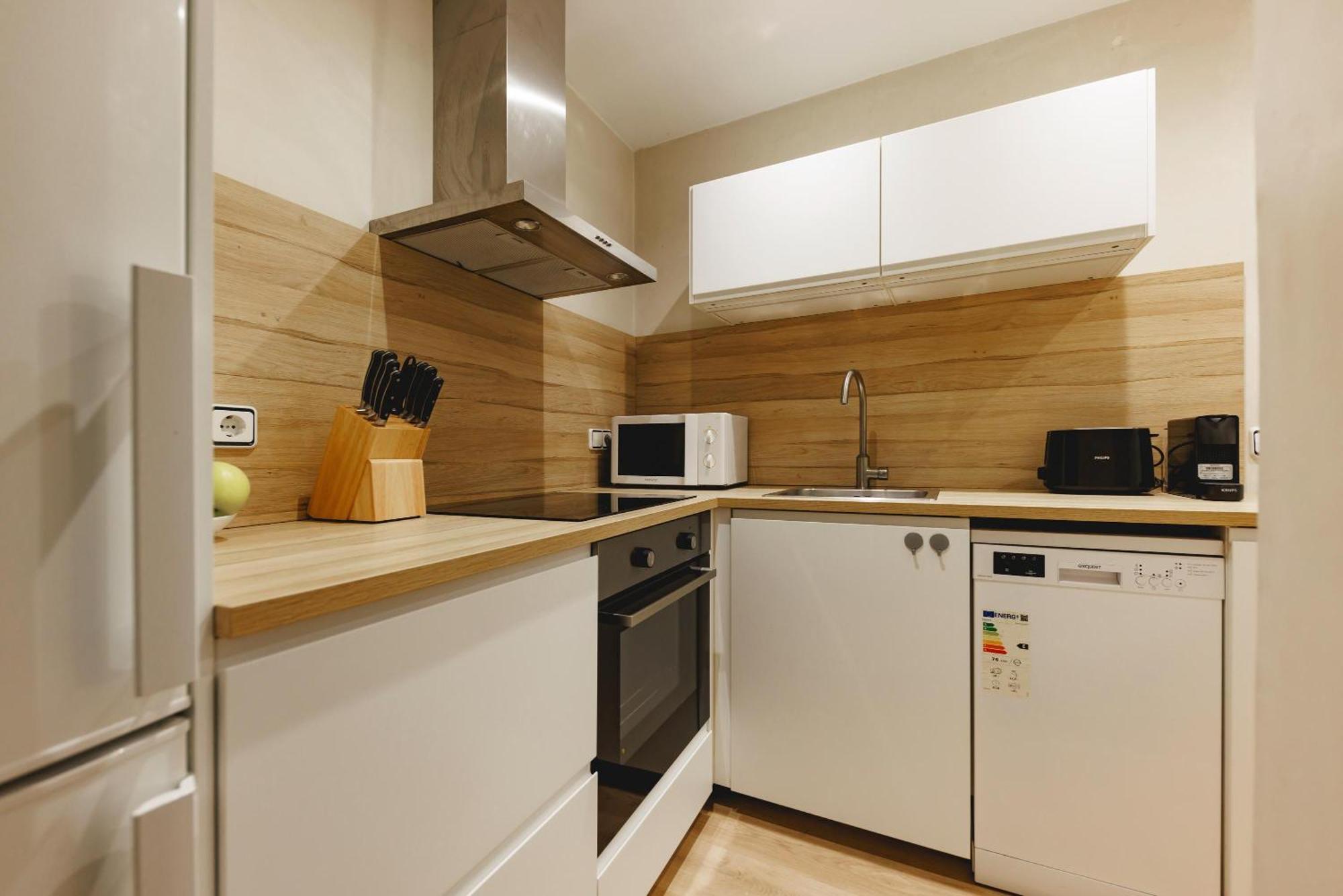 Bravissimo Apartaments Mora 4 Girona Ngoại thất bức ảnh