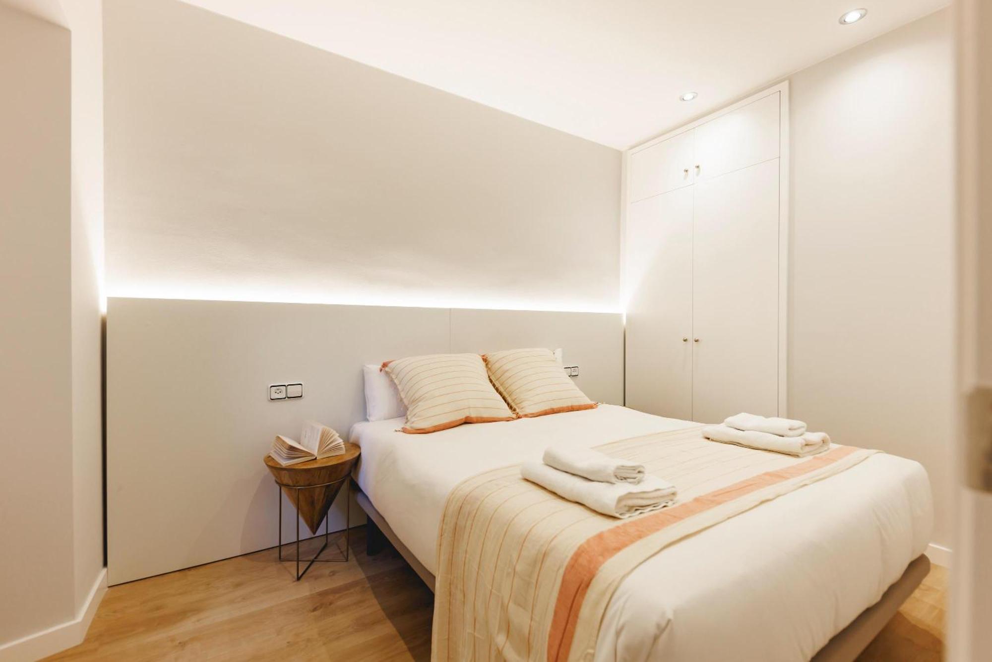 Bravissimo Apartaments Mora 4 Girona Ngoại thất bức ảnh
