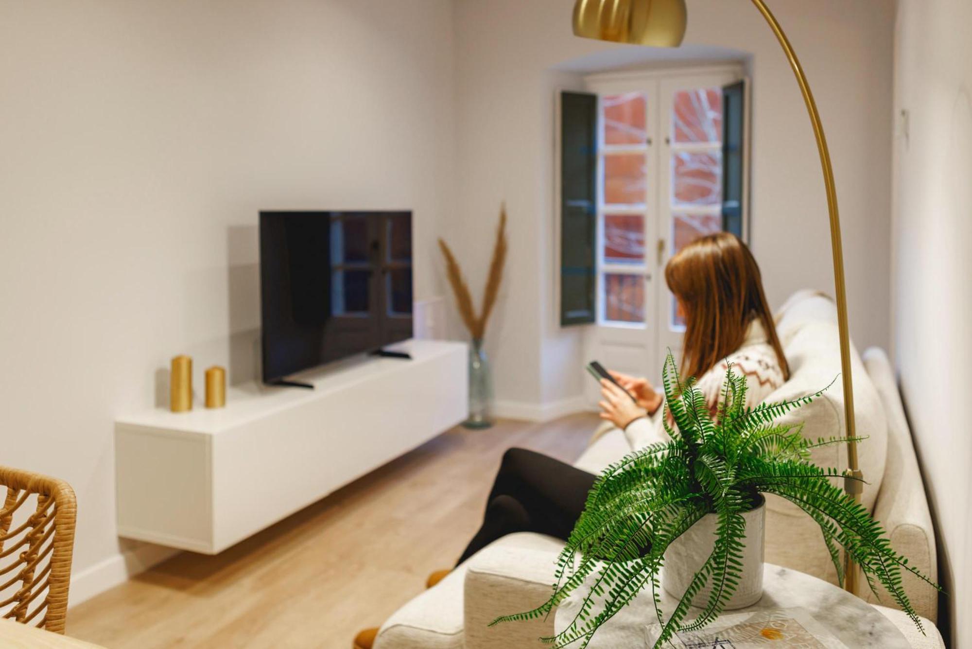 Bravissimo Apartaments Mora 4 Girona Ngoại thất bức ảnh