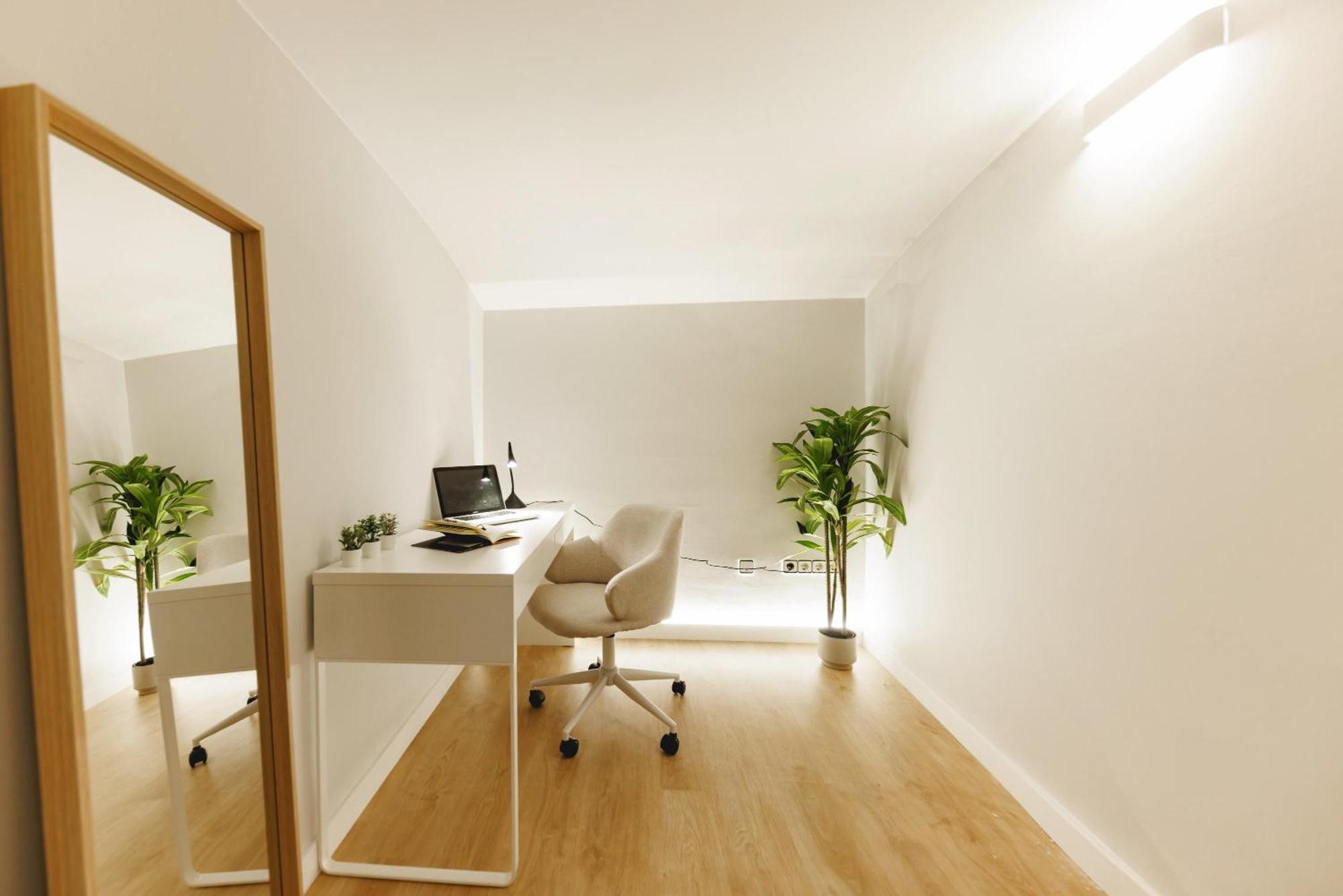 Bravissimo Apartaments Mora 4 Girona Ngoại thất bức ảnh
